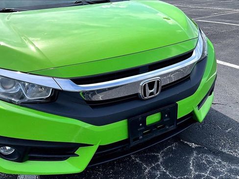 Used 2016 Honda Civic EX-T image 28