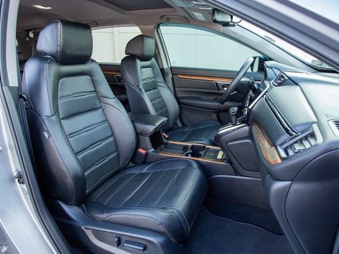 Used 2020 Honda CR-V Touring image 24