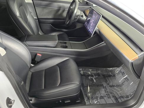 Used 2019 Tesla Model 3 Long Range image 9