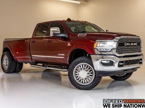Used 2024 RAM 3500 Limited AWD/4WD image 1