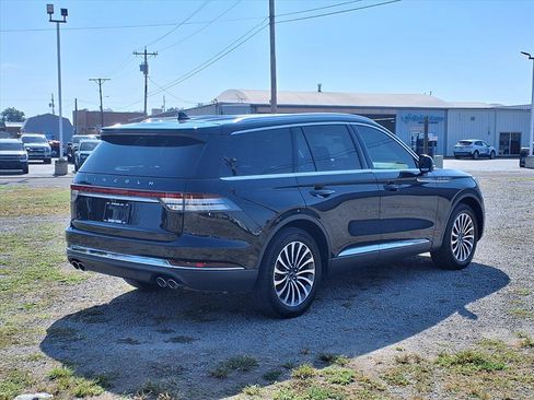 Used 2020 Lincoln Aviator Reserve w/ Equipment Group 201A image 2