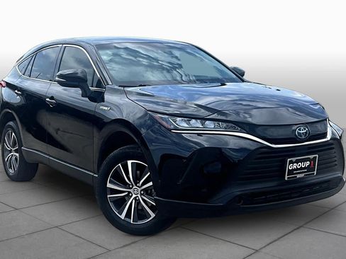 Used 2021 Toyota Venza LE AWD/4WD image 3