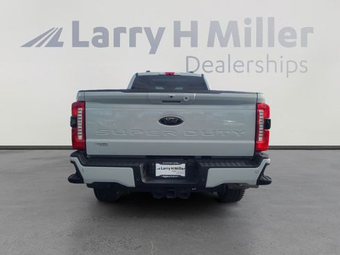 Certified 2025 Ford F350 Lariat w/ Black Appearance Package image 5