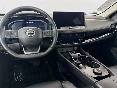 Used 2026 Nissan Rogue SL AWD/4WD image 31