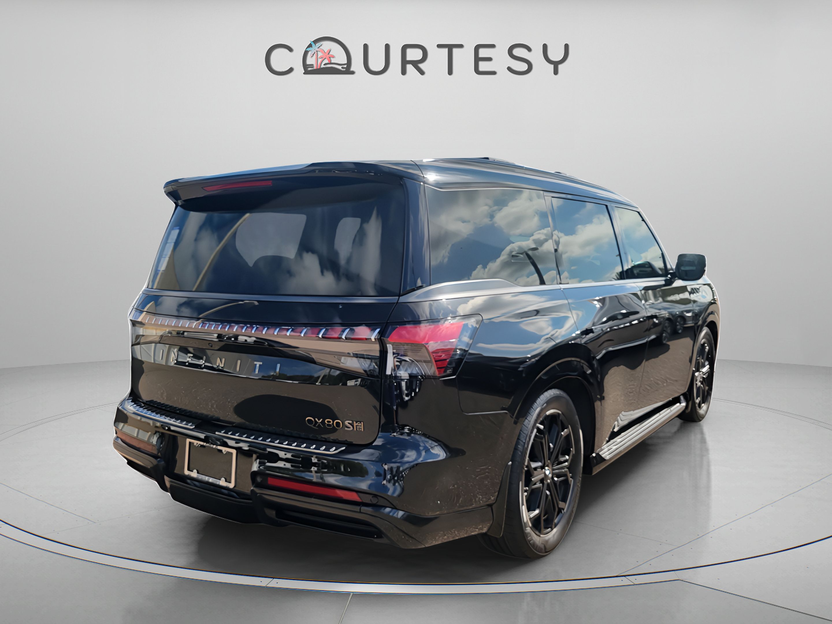 Certified 2026 INFINITI QX80 4WD w/ Sport Exterior Package image 3