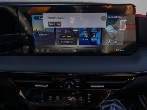 New 2026 Nissan Kicks SR image 29