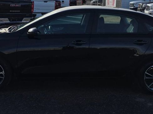 Used 2024 Kia Forte LXS FWD image 6