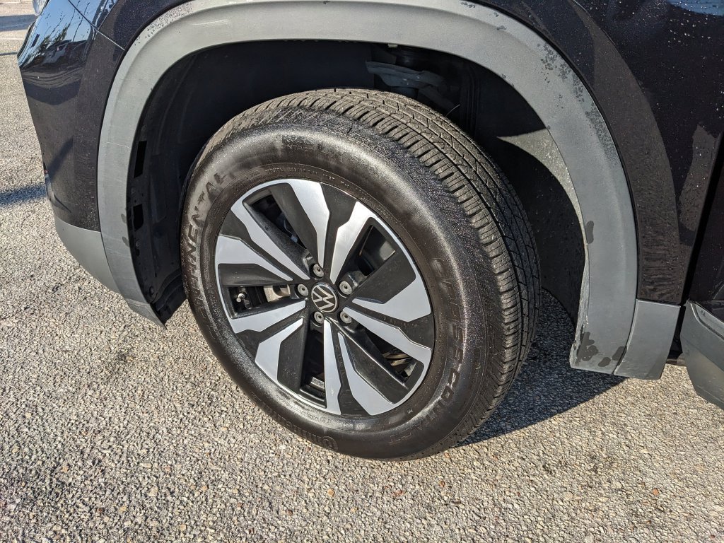Certified 2024 Volkswagen Atlas SE FWD image 34
