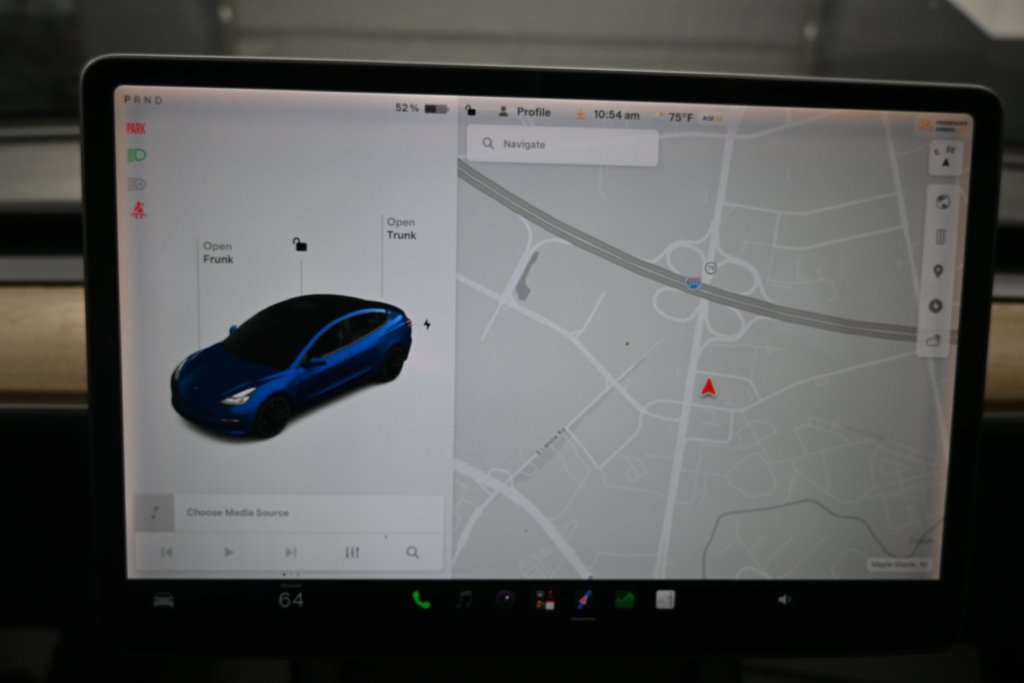 Used 2022 Tesla Model 3 Performance AWD/4WD image 8