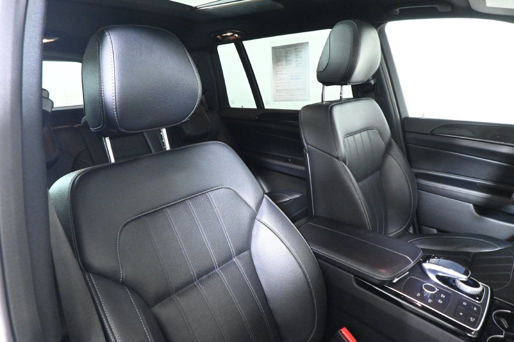 Used 2017 Mercedes-Benz GLS 450 4MATIC image 32