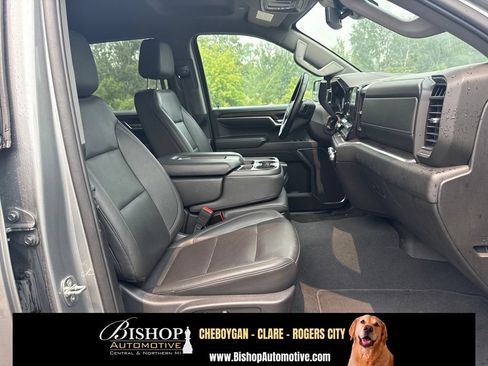 Used 2024 GMC Sierra 1500 SLT AWD/4WD image 18