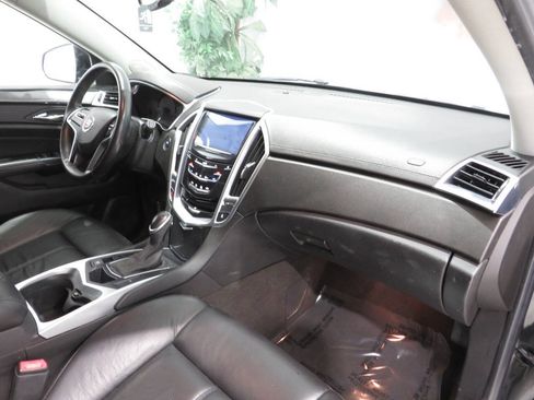 Used 2014 Cadillac SRX FWD image 9
