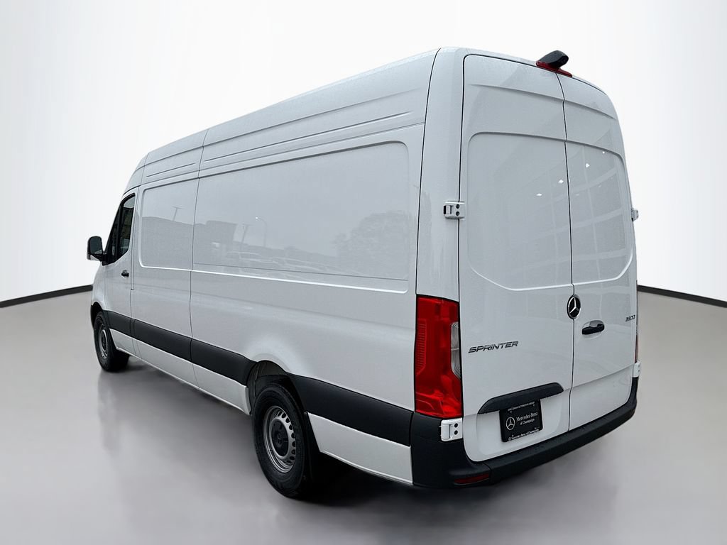 Used 2026 Mercedes-Benz Sprinter 2500 image 5