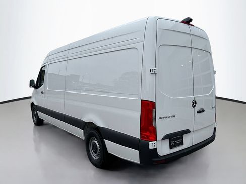 Used 2026 Mercedes-Benz Sprinter 2500 image 5