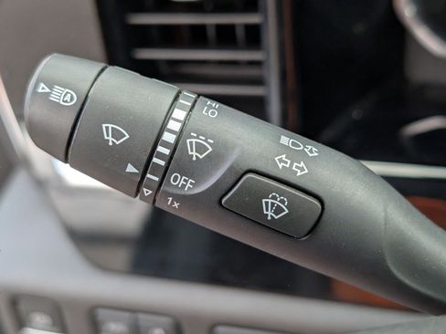 Used 2024 Chevrolet Silverado 1500 RST image 25