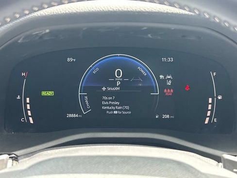 Used 2025 Toyota Camry SE FWD image 27