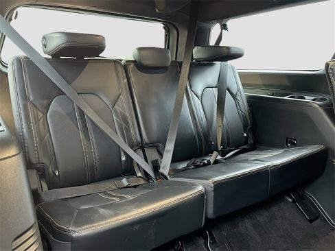 Used 2023 Ford Expedition Max Platinum image 30