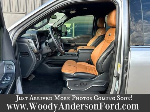 Used 2024 Ford F350 Platinum w/ Tremor Off-Road Package AWD/4WD image 16