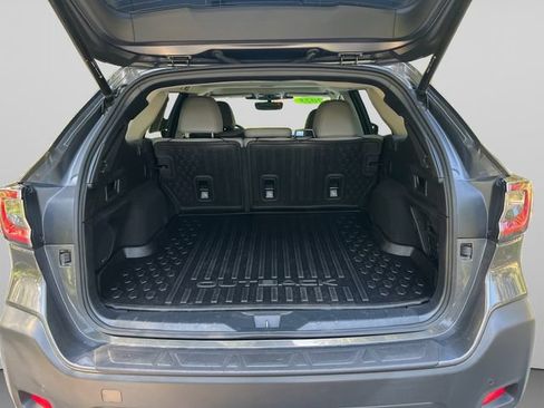 Used 2025 Subaru Outback Limited w/ Popular Package #2 AWD/4WD image 19
