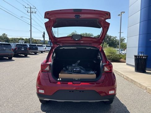 Certified 2025 Hyundai Venue SE image 41