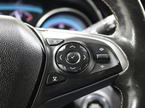 Used 2017 Buick Envision Essence image 13