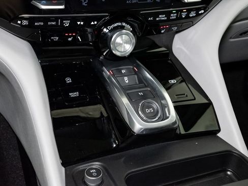 Certified 2025 Acura MDX SH-AWD w/ Technology Package image 23
