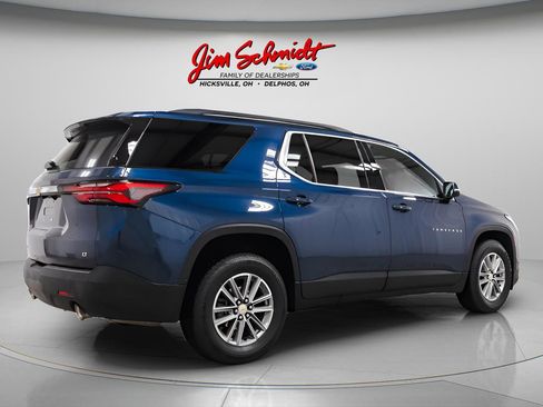 Used 2023 Chevrolet Traverse LT FWD image 6