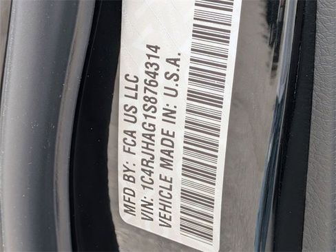 New 2025 Jeep Grand Cherokee Altitude image 33