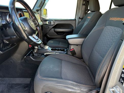 Certified 2022 Jeep Gladiator Mojave w/ Trailer Tow Package image 9