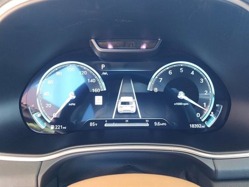 Used 2024 Genesis GV80 3.5T w/ Prestige Package image 29