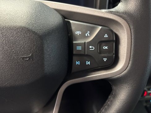 Used 2025 Ford Bronco Big Bend image 38