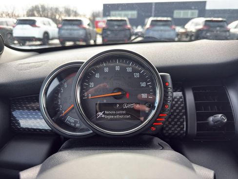 Used 2017 MINI Cooper S image 21