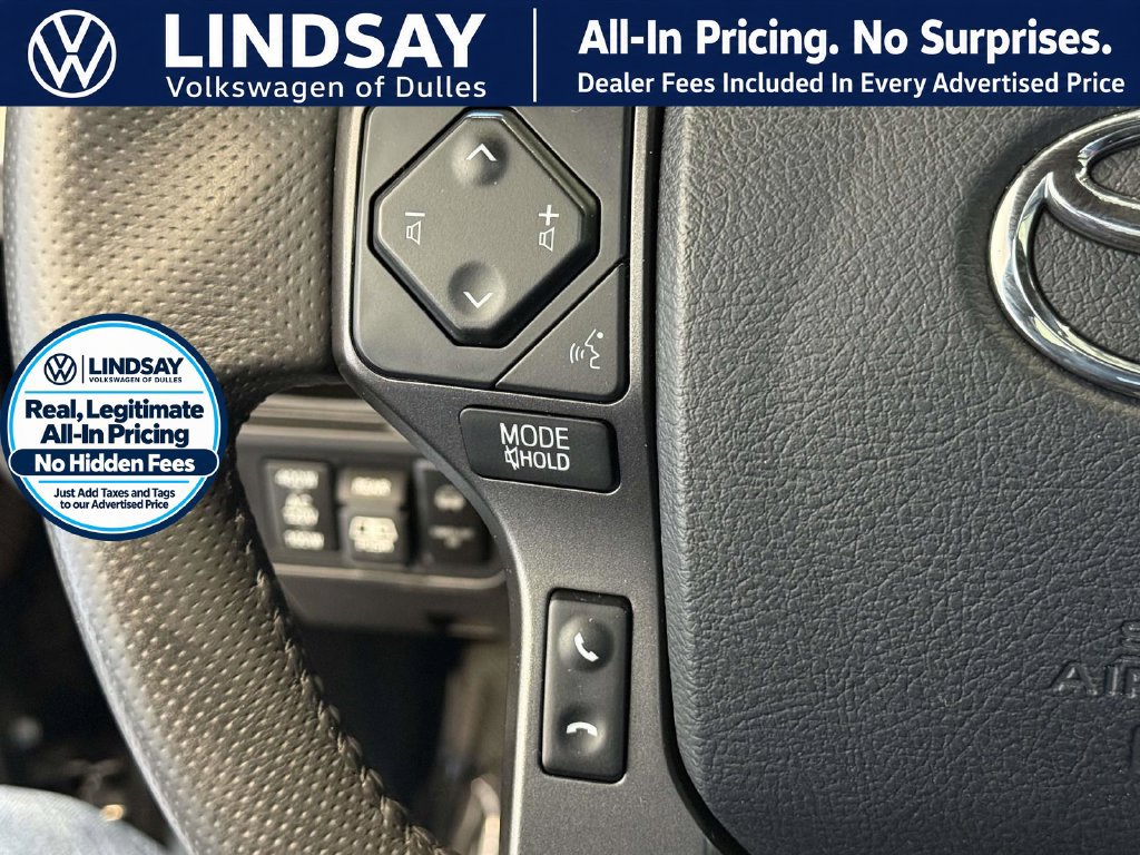 Used 2017 Toyota Tacoma TRD Sport w/ Tow Package (A/T) AWD/4WD image 21