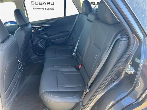 Used 2025 Subaru Outback Limited image 10