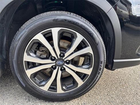Certified 2023 Subaru Forester Limited image 25