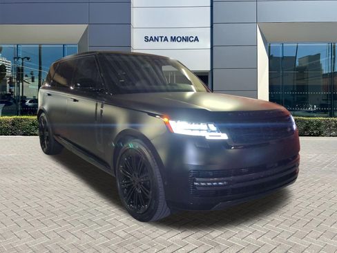 New 2026 Land Rover Range Rover Long Wheelbase SE AWD/4WD image 7
