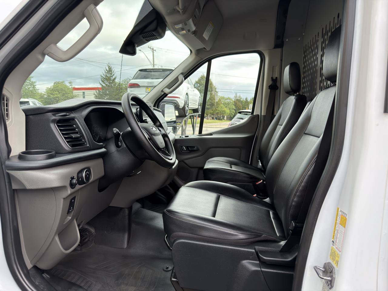 Used 2022 Ford Transit 250 Medium Roof RWD image 9