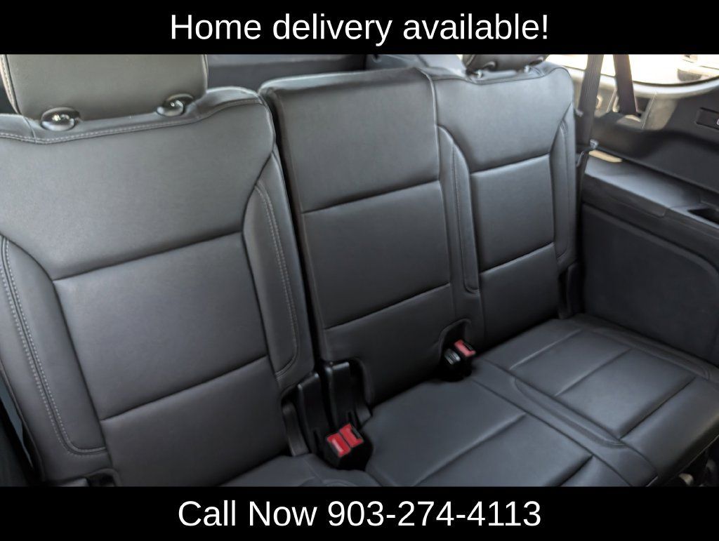 Used 2023 Chevrolet Suburban LT RWD image 35