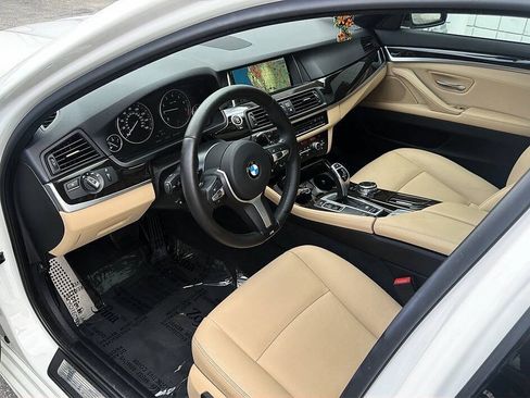 Used 2016 BMW 528i Sedan RWD image 4