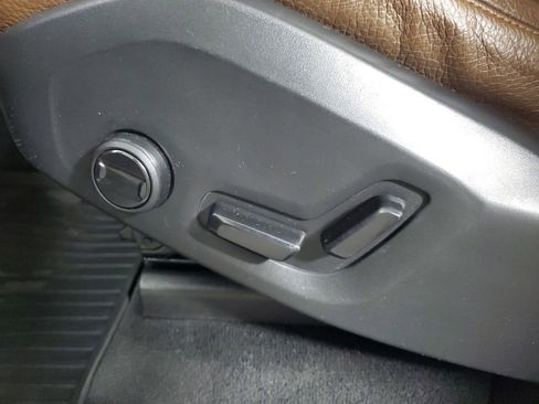 Certified 2023 Volvo XC90 B5 Plus w/ Protection Package Premier image 22