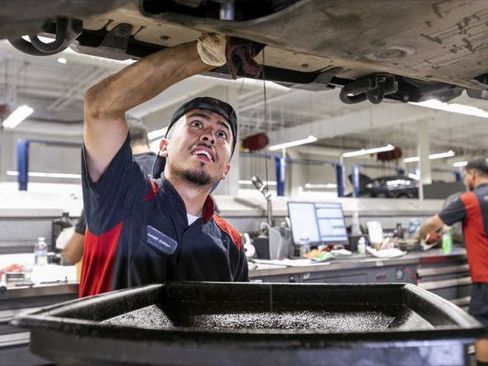 Certified 2022 Toyota Tacoma TRD Off-Road w/ Technology Package RWD image 41