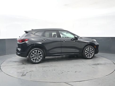 Used 2025 Chevrolet Blazer RS image 6