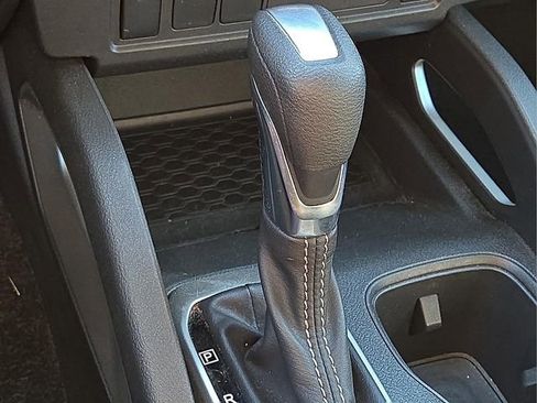 Used 2023 Nissan Frontier SV image 29