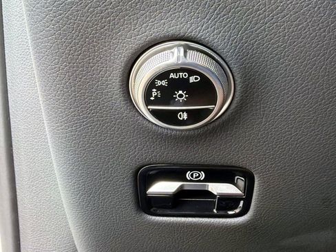 Certified 2026 Mercedes-Benz GLC 300 4MATIC image 30