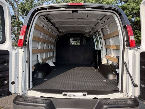 Used 2024 Chevrolet Express 2500 w/ Driver Convenience Package RWD image 11