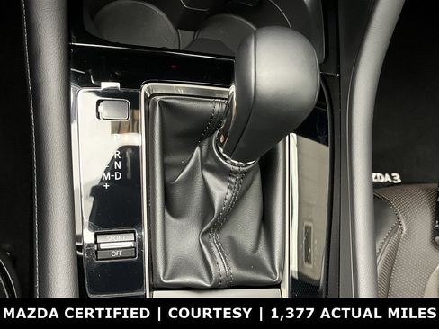 Certified 2025 MAZDA MAZDA3 Hatchback w/Premium Plus Pkg image 24