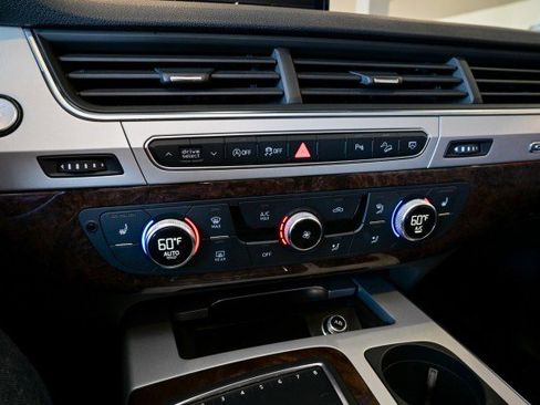 Used 2019 Audi Q7 2.0T Premium Plus w/ Premium Plus Package image 34