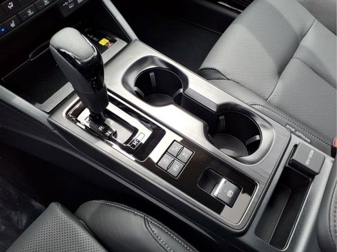 New 2026 Subaru Outback Touring XT AWD/4WD image 11