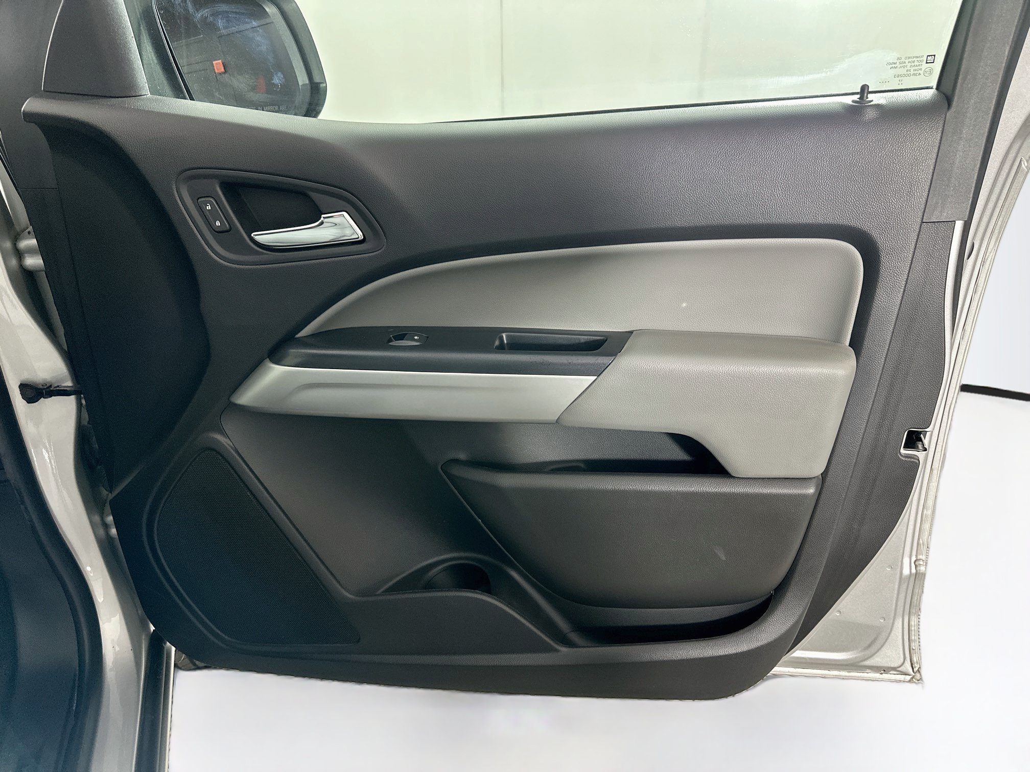 Used 2018 Chevrolet Colorado LT w/ LT Convenience Package AWD/4WD image 29