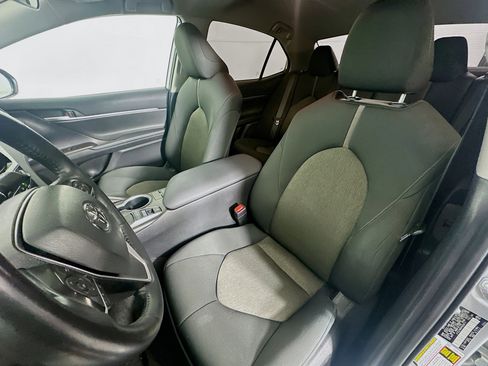Used 2023 Toyota Camry LE image 13